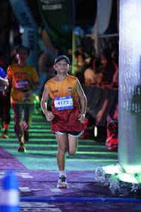 BIB: 4172
                            <button type="button" onclick="openModal(26222343)" class="btn btn-primary btn-sm float-right btn-popup" data-toggle="modal" data-target=".modal-high-quality">
                        <i class="fas fa-shopping-cart"></i> Add to Cart
                    </button>
                                            <button type="button" onclick="isThisMe(26222343, true)" class="btn btn-success btn-sm float-right btn-popup btn-isme hidden" data-toggle="tooltip" data-placement="bottom" title="นี่คือรูปของคุณใช่ไหม คลิกที่นี่เพื่อเอาเข้าอัลบั้ม">
                        <i class="fas fa-plus"></i> Add to album
                    </button>
                    <button type="button" onclick="isThisMe(26222343, false)" class="btn btn-warning btn-sm float-right btn-popup btn-isnotme hidden">
                        <i class="fas fa-ban"></i> Remove from album
                    </button>